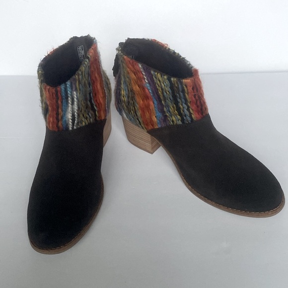TOMS Leila Chocolate Brown Suede Colorful Yarn Back Zipper Fringe Bootie Sz 8W - Picture 13 of 13
